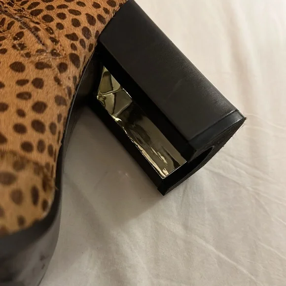 Diane Von Furstenberg Yvonne Pony hair Boots size 10 NWOT perfect - Picture 8 of 14